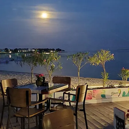 Moderne Mit Balkon, Bbq, Wlan, Klima Vodnjan