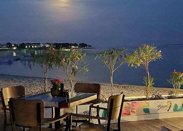 Moderne Mit Balkon, Bbq, Wlan, Klima Vodnjan