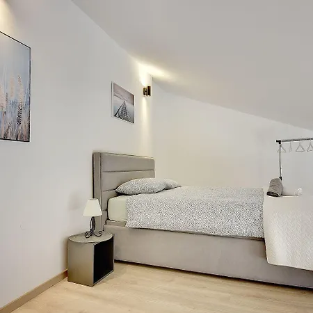 Moderne Mit Balkon, Bbq, Wlan, Klima Appartamento *