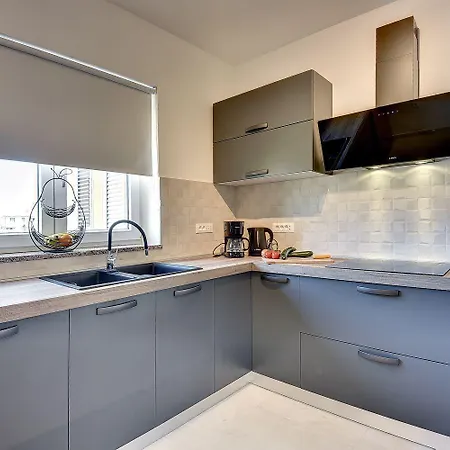 Appartamento Moderne Mit Balkon, Bbq, Wlan, Klima Vodnjan